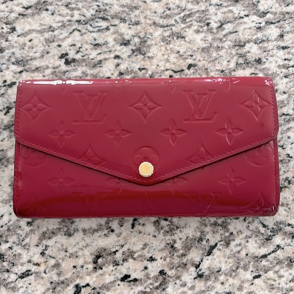 Louis Vuitton LV Portefeuille Sarah Vernis Patent Leather Monogram Long Wallet - Picture 1 of 17